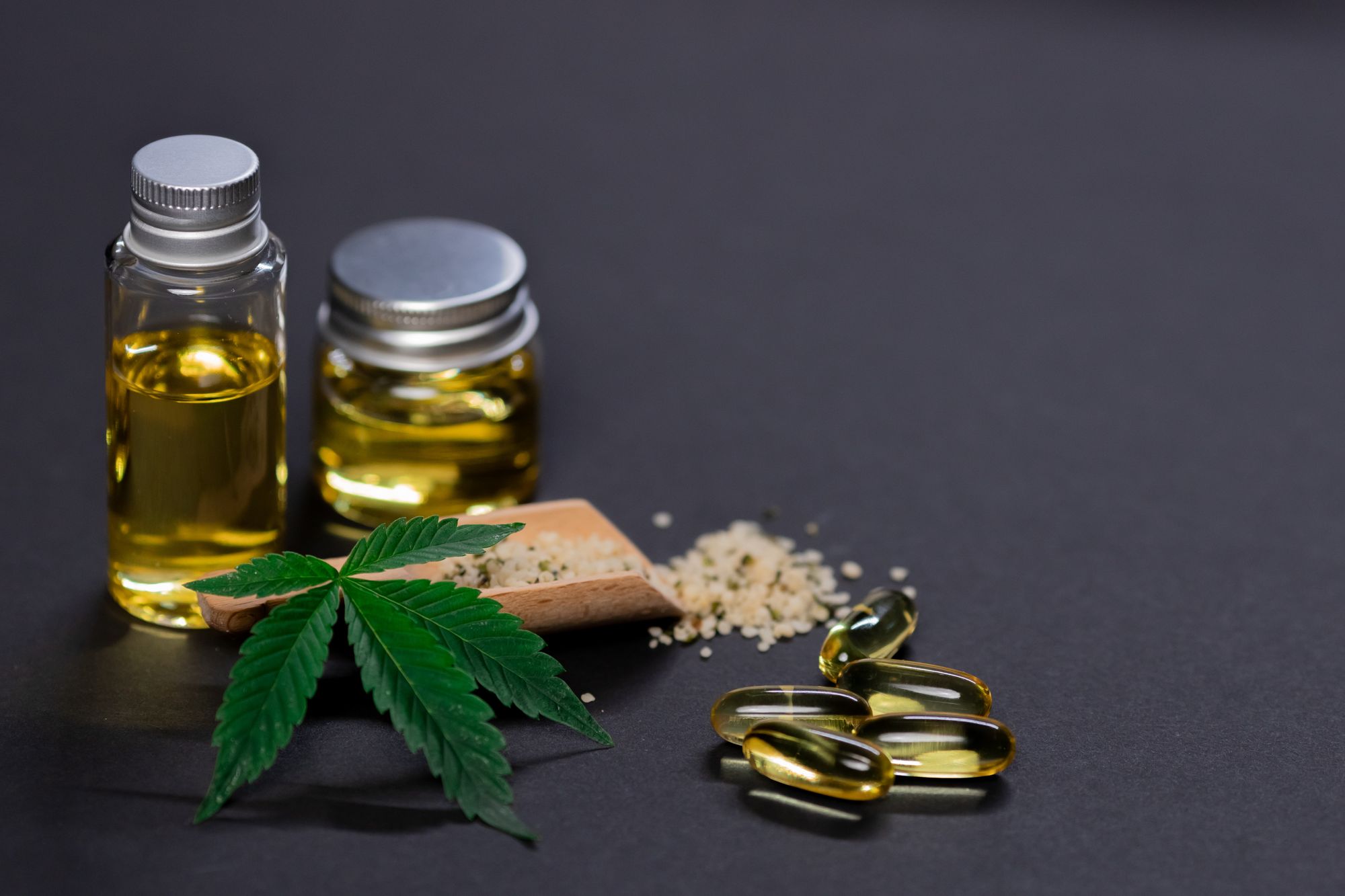 Hemp Capsules For Pain & Muscle Relaxation: Best 3 to Get You on Your Feet